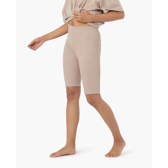 TKEES The Biker Short Sandy Taupe Size 2 / S NWT - Picture 2 of 7